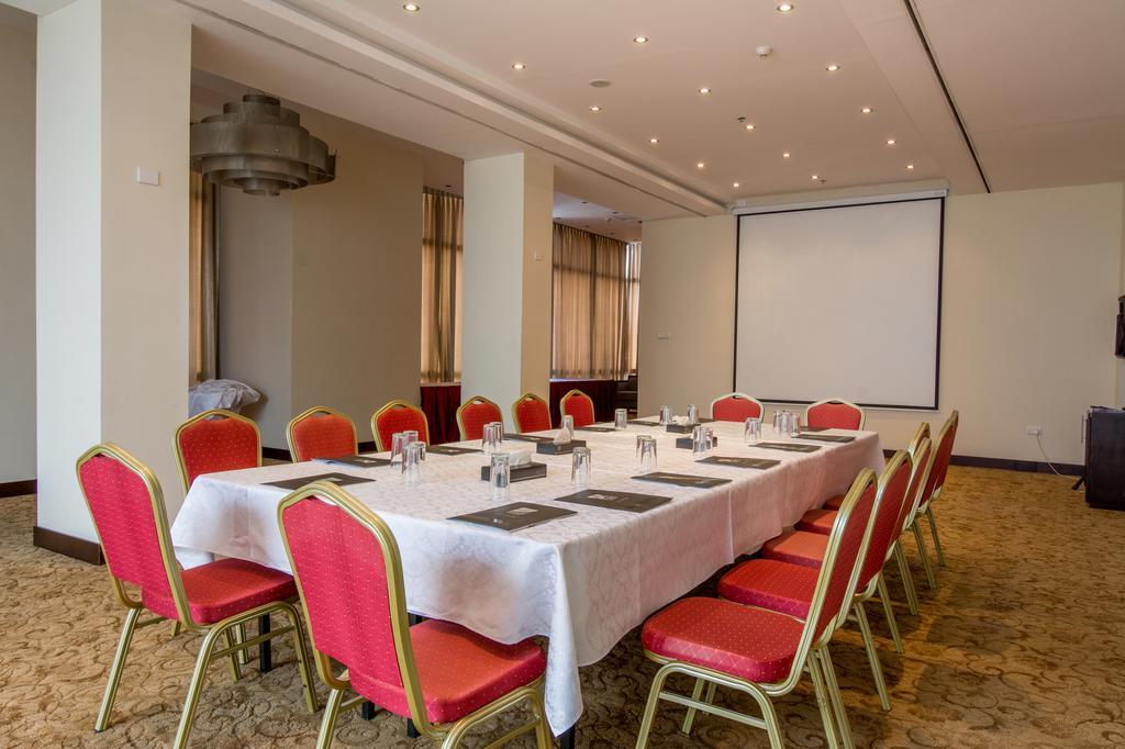 Grand Park Hotel Рамалла Екстер'єр фото
